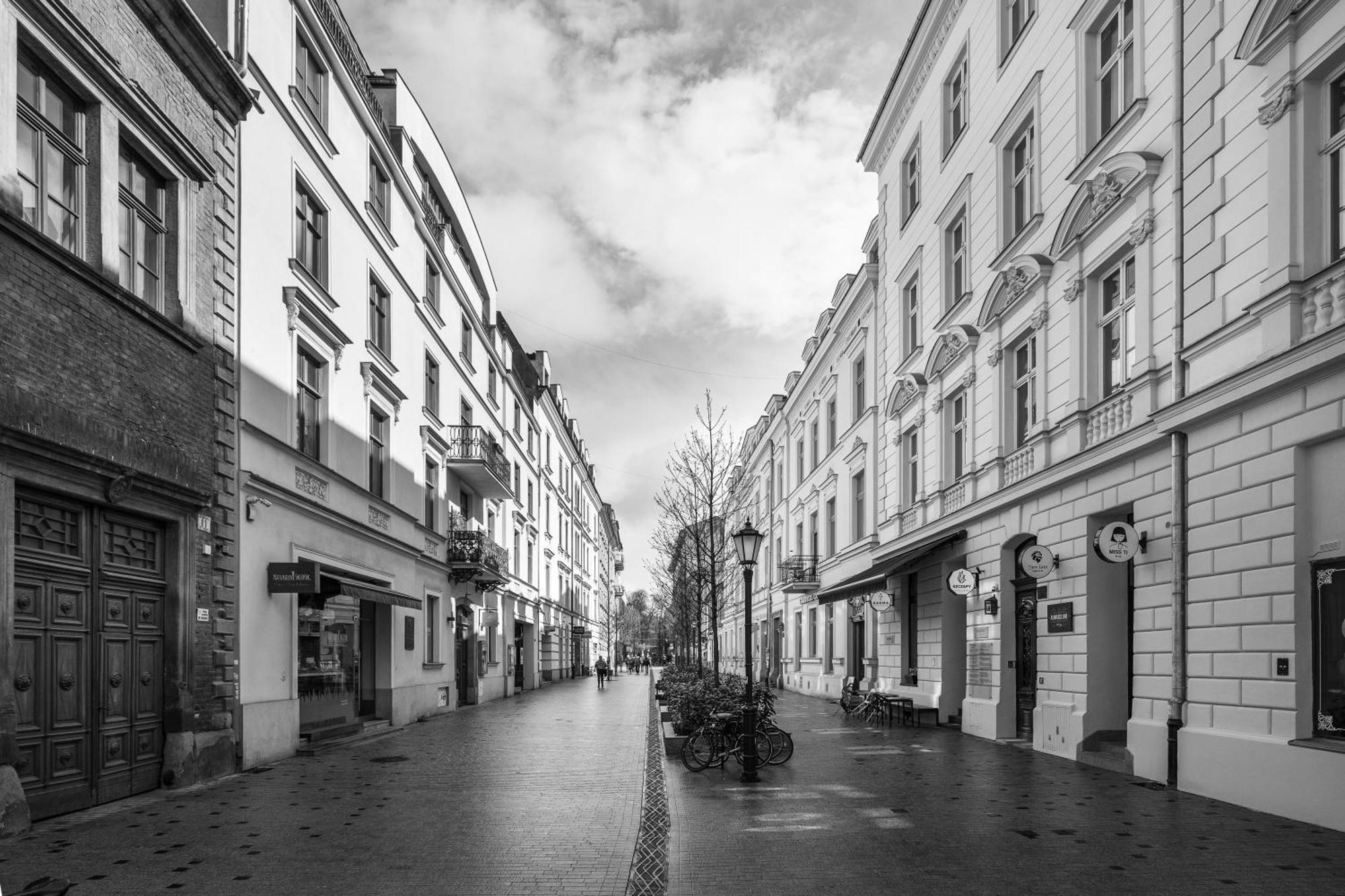 Krupnicza Modern Old Town Apartments By Upstairs Krasków Exteriör bild